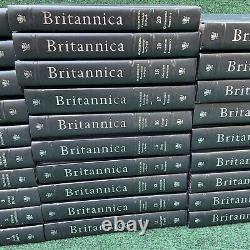 Encyclopedia Britannica 15th Edition 1989 Set of 29 RARE PADDED Books Navy