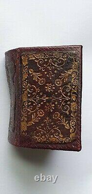 La Sainte Bible very rare Miniature Bible 1752 in red gilded leather binding