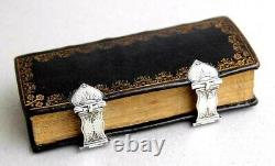 Old & rare Danish Psalm book in fine gilt binding and silver locks 1750