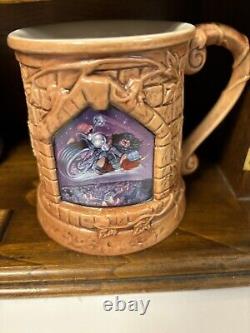 RARE Antique HARRY POTTER HAGRID'S HUT THEMED Magical Cabinet PROMO ARAGOG LOT