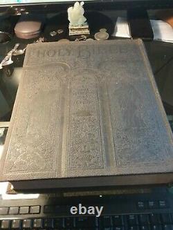 Rare 1892 ANTIQUE LEATHER HOLY BIBLE SELF PRONOUNCING EDITION LIGHT OF THE WORLD