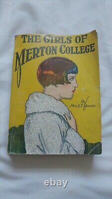 The Girls of Merton College, L. T. Meade-1911, Rare Vintage Antique Book Paperback