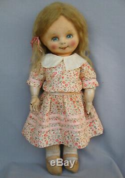 Very Rare and unusual 1921 Antique sweet cloth doll from Dean's Rag Book 16